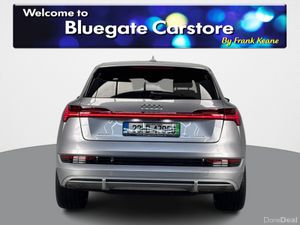 Audi e-tron S LINE 55 QUATTRO**22" UPGRADED ALLOYS - Image 4