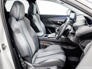 Peugeot 3008 Allure 1.5 Diesel 130HP - Image 3