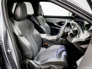 Peugeot 3008 Allure Hybrid Auto 145HP - Image 3