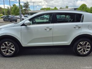 2015 Kia Sportage  1.7 CRDI LEATHER - Image 4