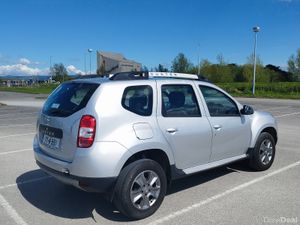 2017 Dacia Duster Signature 1.5 DCI - Image 3