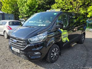 Ford Transit Custom 2023 Automatic Wheelchair Taxi - Image 3