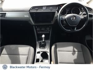 Volkswagen Touran 1.4TSI 150BHP COMFORTLINE AUTOMA - Image 3