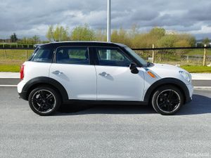 2012 Mini Countryman Cooper 1.6 - Image 2