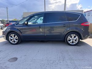 12 Ford S-Max  2.0TDCI 140PS Titanium Low miles - Image 3