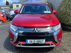 Mitsubishi Outlander JURO 4WD AUTOMATIC PLUG IN HY - Image 2
