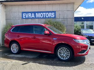 Mitsubishi Outlander JURO 4WD AUTOMATIC PLUG IN HY - Image 3