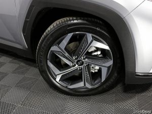 Hyundai Tucson PLUG IN HYBRID EXEC PLUS 4WD 1.6L P - Image 2