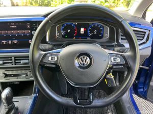 Volkswagen Polo COMFORTLINE 1.0 TSI AUTO ** LOW MI - Image 4