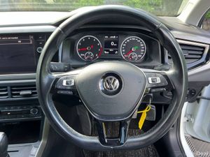 Volkswagen Polo COMFORTLINE 1.0 TSI AUTO // FULL S - Image 4