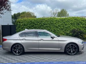 BMW 5-Series 523d LUXURY LINE 2.0 D AUTO // OPENIN - Image 3