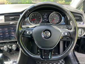 Volkswagen Golf HIGHLINE 1.4 TSI AUTO // APPLE CAR - Image 4