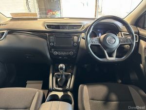 Nissan Qashqai 1.3 PET SE - Image 4