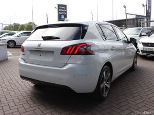 2018 PEUGEOT 308 5DR HATCHBACK AUTO - Image 4