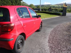 Toyota Yaris 1.0 Terra,  2004 - Image 3