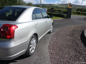 Toyota Avensis 2.0 D-4D Aura, 2006 - Image 3