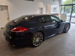 Porsche Panamera S E-HYBRID TIPT 5DR A - Image 2