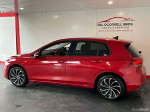 Volkswagen Golf SE 2.0 TDI 115HP 5DR - Image 4