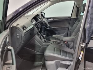 Volkswagen Tiguan 2.0 TDI 150HP R-Line DSG - Image 4