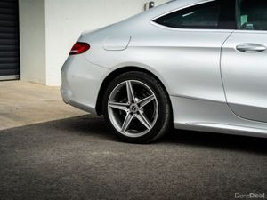 Mercedes-Benz C-Class C 220 D AMG LINE - Image 4