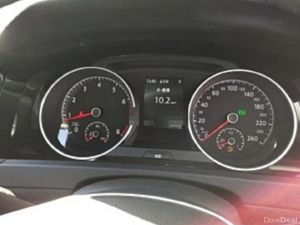 152 VW Golf 1.4 Petrol Automatic TSI Highline - Image 3