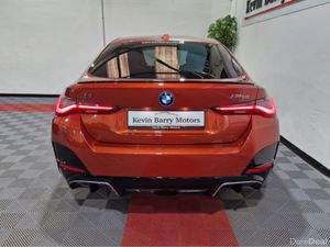 BMW i4 M50 540BHP AUTOMATIC **ONE OWNER / 19" ALLO - Image 3