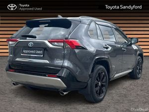 Toyota RAV4 HYBRID SPORT // HEATED LEATHER SEATS / - Image 2