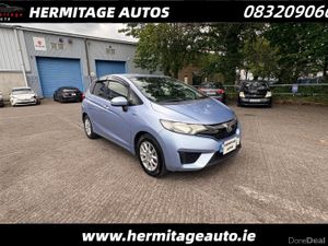 Honda Fit 1.5 Hybrid Petrol 2016 - Image 3