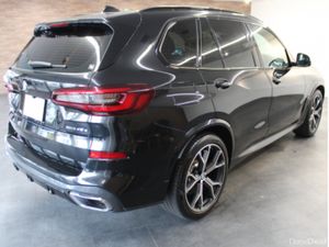 BMW X5 MSport 394BHP PHEV | Massive Spec - Image 3