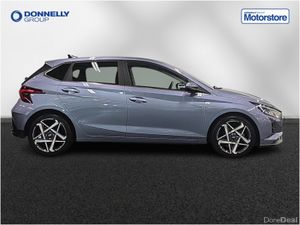 Hyundai i20 Hatchback Premium - Image 4
