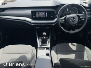 Skoda Octavia OCTAVIA AMB 2.0TDI 115HP - Image 2