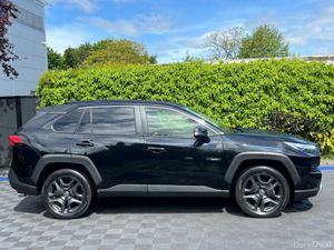 Toyota RAV4 ADVENTURE 2.5 HYBRID AUTO // OPENING P - Image 3