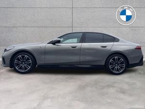 BMW i5 eDrive40 M Sport Saloon - Image 4