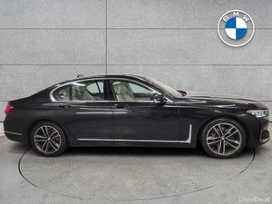 BMW 7-Series 730d xDrive Saloon - Image 4