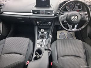 141 Mazda Mazda3 2.2D Sport - Image 3