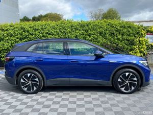Volkswagen ID.4 PURE LIFE 52KWH // LOW MILEAGE // - Image 2