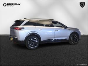 Peugeot 5008 E- Electric Estate GT - Image 3