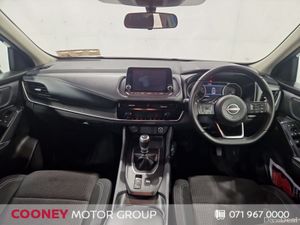 Nissan Qashqai 1.3 HYBRID SV - Image 2