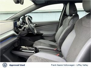 Volkswagen ID.4 52KWH LIFE 148HP *DEEP BLACK* *HEA - Image 4