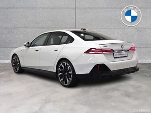 BMW 5-Series 550e xDrive M Sport Pro Saloon - Image 3