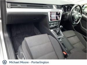 Volkswagen Passat 2.0 TDI 150HP Comfortline - Image 4