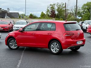 181 VW GOLF COMFORTLINE 1.2 PETROL AUTOMATIC - Image 3