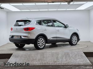 Renault Kadjar 1.3 TCE 140 bhp  Iconic - Image 3