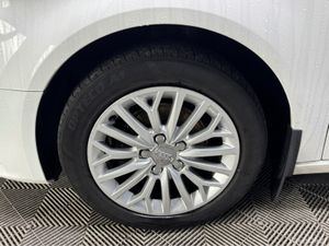 Audi A3 1.6 TDI SE TECHNIK 110PS 5DR - Image 2