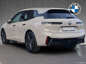 BMW iX xDrive45 M Sport - Image 2