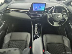 Toyota C-HR 1.8 Hybrid - Image 4