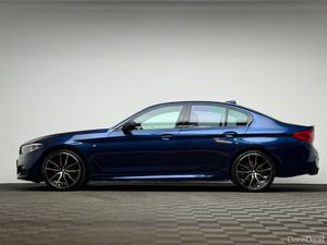 BMW 5-Series 520D M SPORT - Image 4