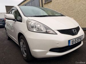 Honda Fit 2010 Automatic - Image 3