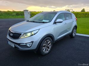 152 Kia Sportage 1.7 Diesel Panoramic - Image 3