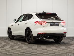 2020 Maserati Levante V6 - Image 4